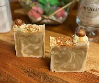 Honey Comb Oatmeal Soap with Turmeric Berry Clean Soaps