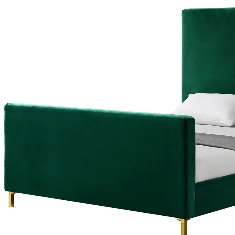 Hunter Green Solid Wood Queen Upholstered Velvet Bed Homeroots Bed & Bath