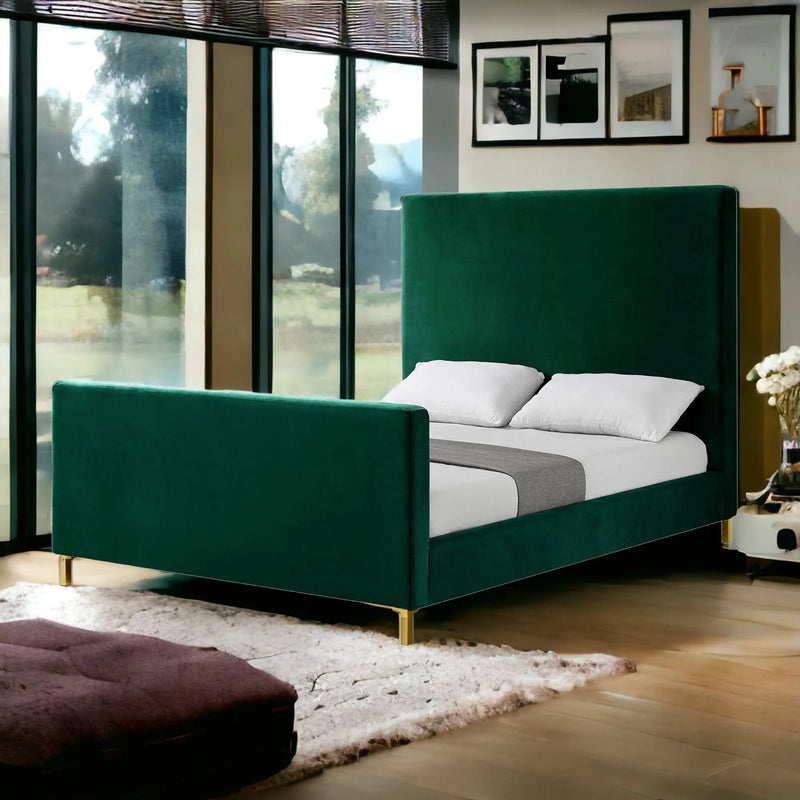 Hunter Green Solid Wood Queen Upholstered Velvet Bed Homeroots Bed & Bath