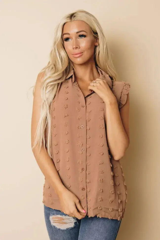 Hyde Collar Ruffle Polka Dot Tank Stay Warm in Style