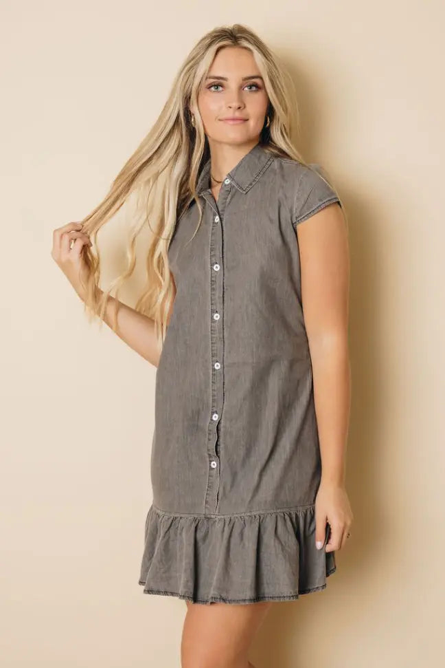 Illinois Denim Ruffle Dress Stay Warm in Style