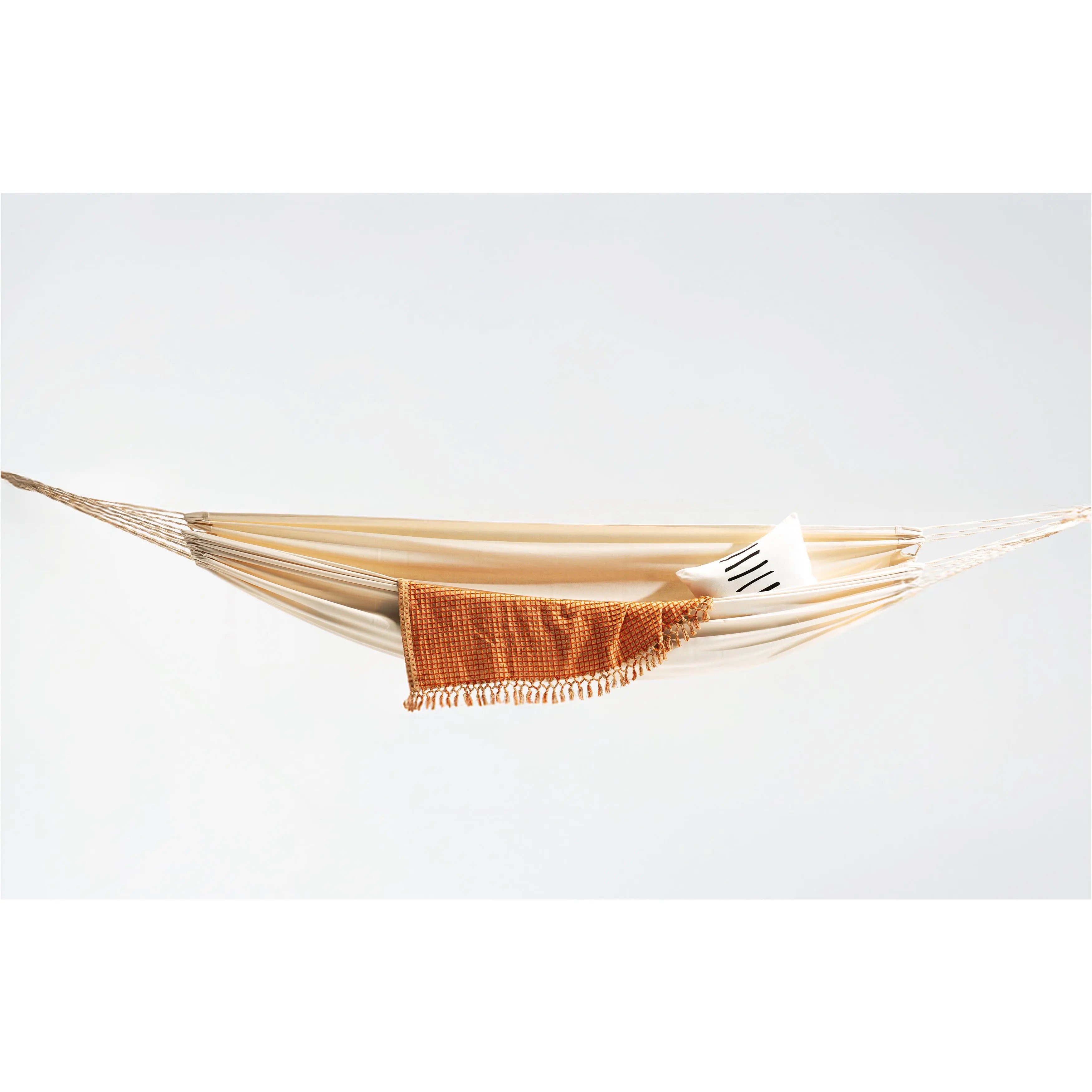 Ivory Single Spreader Bar Hammock Homeroots Outdoor
