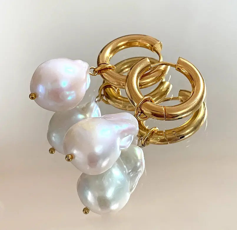 JULIET 2 IN 1 JUMBO BAROQUE PEARL EARRINGS Mai Desiree