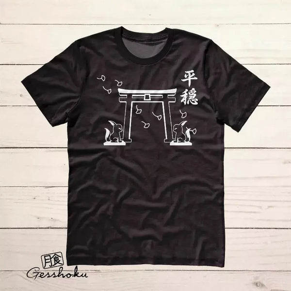 Japanese Shrine Gate Unisex T-shirt Gesshoku Designs
