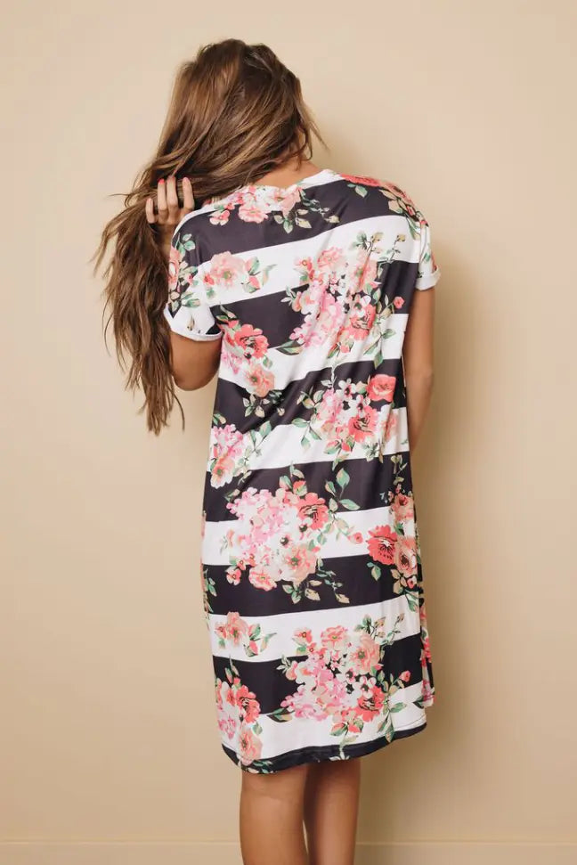 Kaylin Short Sleeved T-shirt Mini Dress Stay Warm in Style