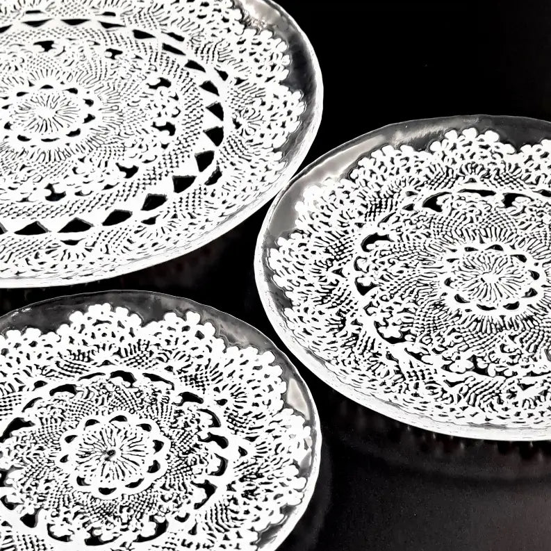 LILLE 12PC Glass Dinner Plate Set Clear/White Red Pomegranate Collection
