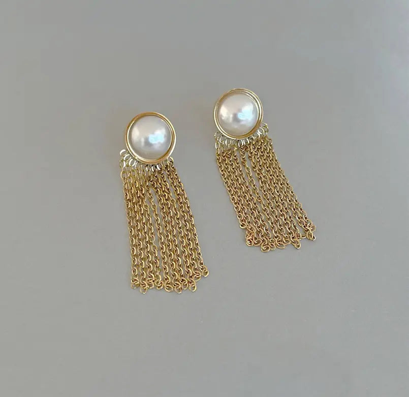 LOLITA GOLD PEARL TASSEL CHAIN EARRINGS Mai Desiree