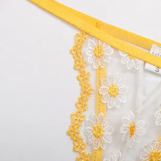 La Belle Fantastique Daisy Embroidery Sexy Lingerie (2 Piece Set) La Belle Fantastique