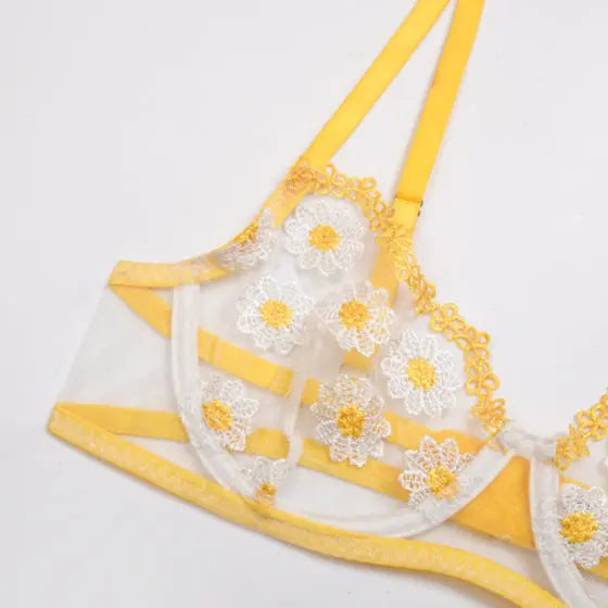 La Belle Fantastique Daisy Embroidery Sexy Lingerie (2 Piece Set) La Belle Fantastique
