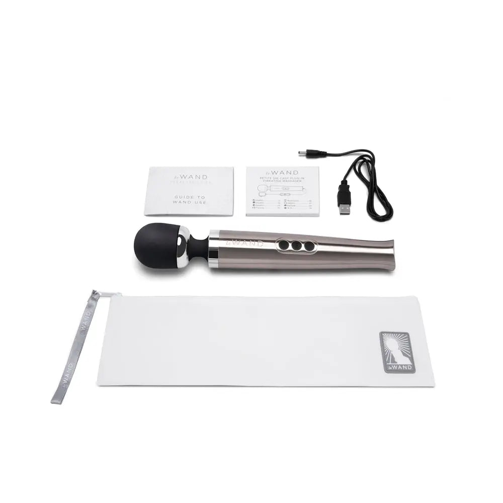 Le Wand Die Cast Rech Massager Silver Le Wand
