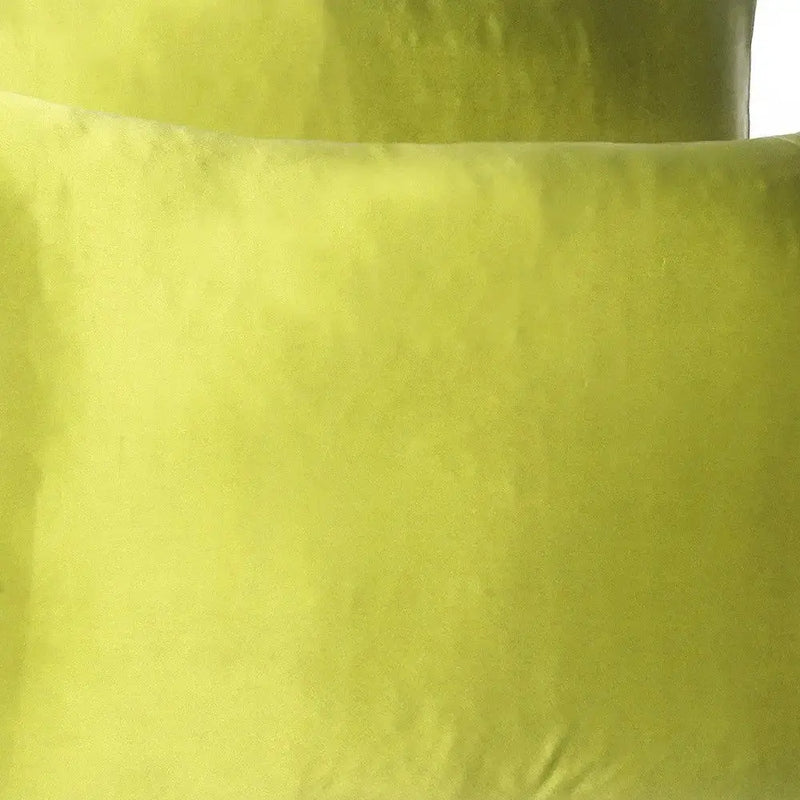 Lemongrass Dreamy Set Of 2 Silky Satin Standard Pillowcases Homeroots Bed & Bath