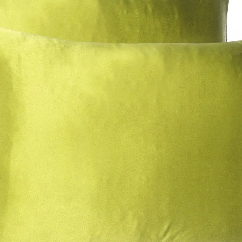 Lemongrass Dreamy Set Of 2 Silky Satin Standard Pillowcases Homeroots Bed & Bath