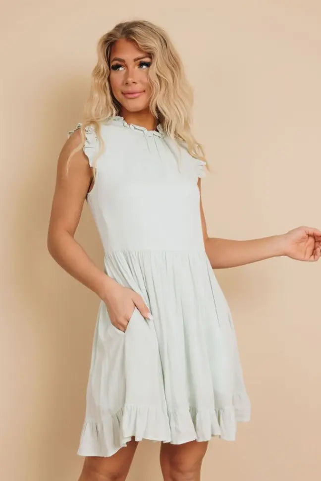 Little House Ruffle Dress Stay Warm in Style