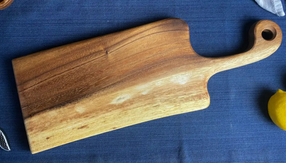 Live Edge Handled Bread/Appetizer Board Tuckahoe Hardwoods