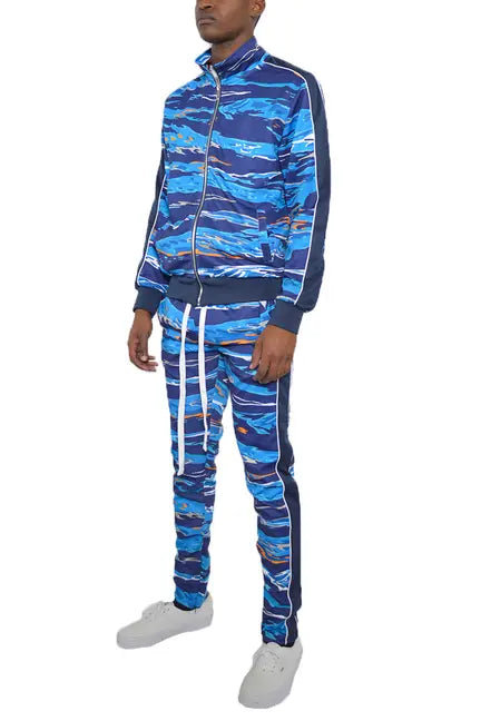 Making Moves Print Suit WEIV
