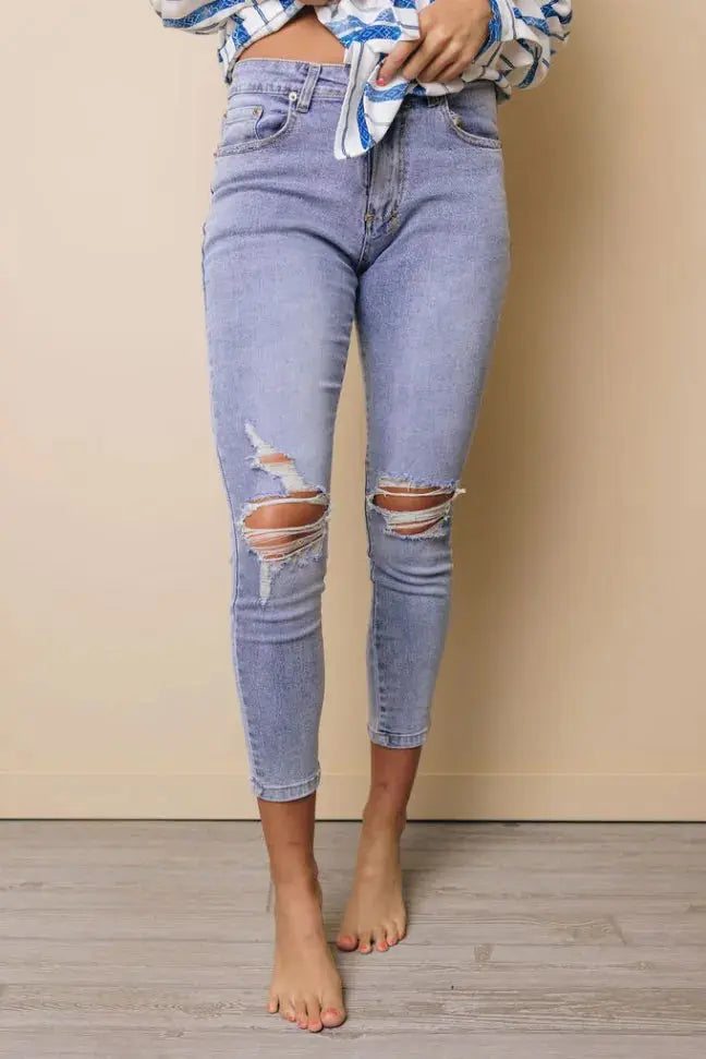 Maren High Waist Ripped Skinny Jeans Stay Warm in Style