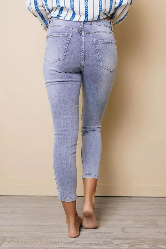 Maren High Waist Ripped Skinny Jeans Stay Warm in Style