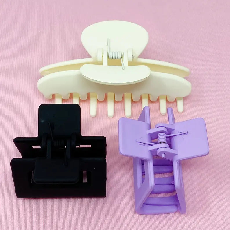 Matte Muted Hair Claw Ellison+Young