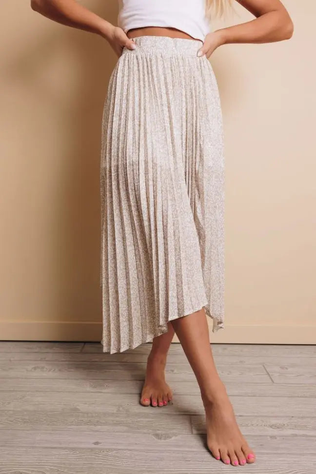 Myers Printed Maxi Skirt Stay Warm in Style