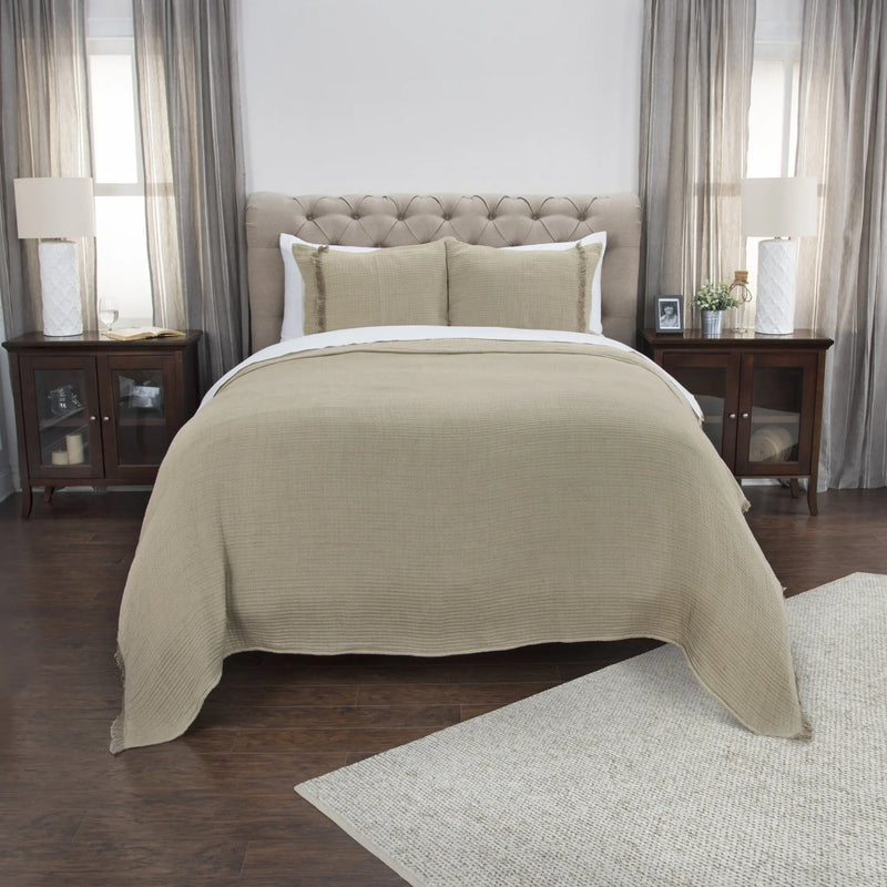 Natural Checkered King Quilt - GreatEagleInc