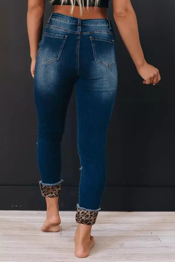 Oaks Leopard Patch Skinnies Stay Warm in Style