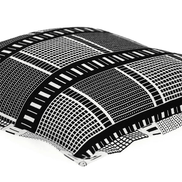 Parkland Collection Tamara Transitional Black Throw Pillow Parkland Collection