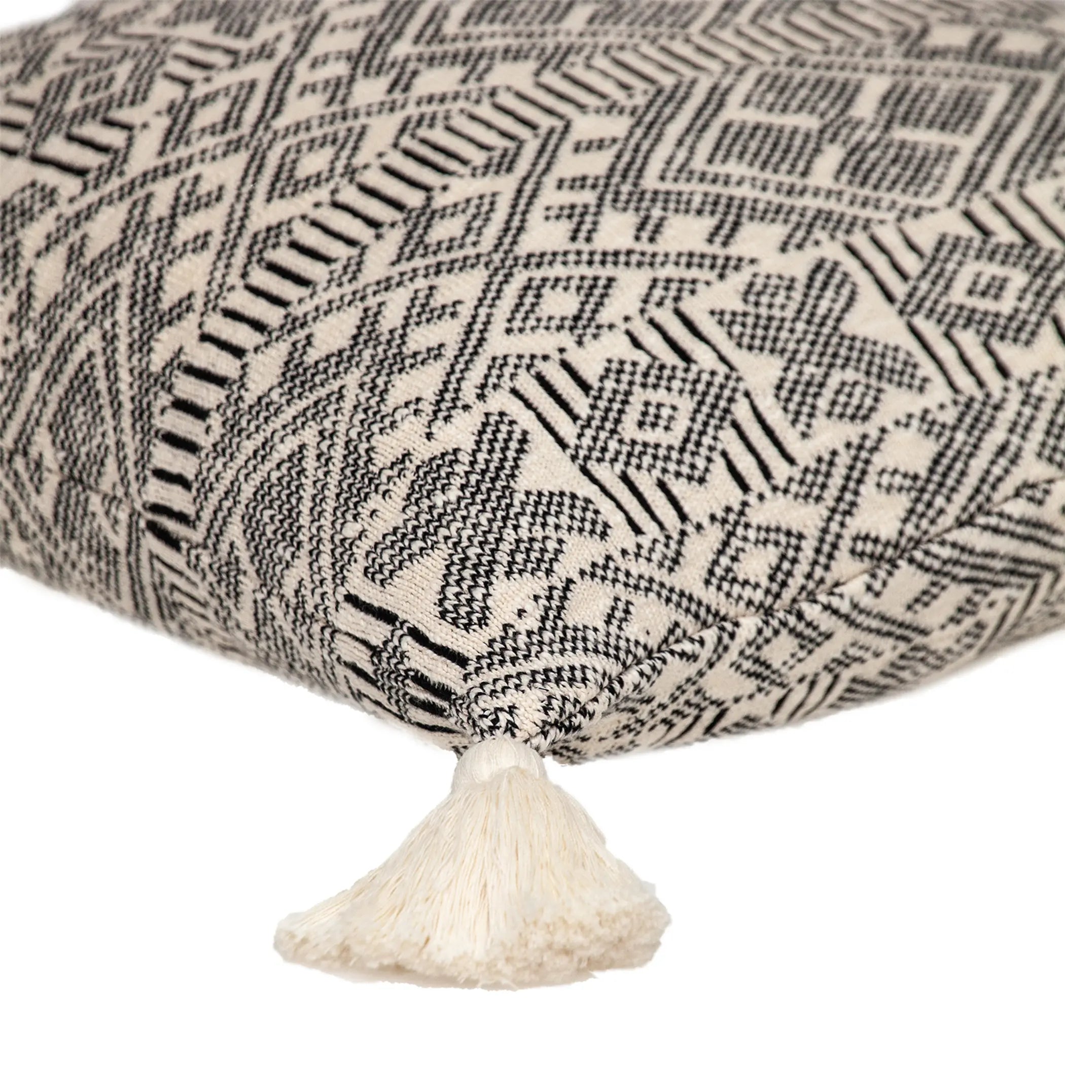 Parkland Collection Toby Transitional Cream Throw Pillow Parkland Collection