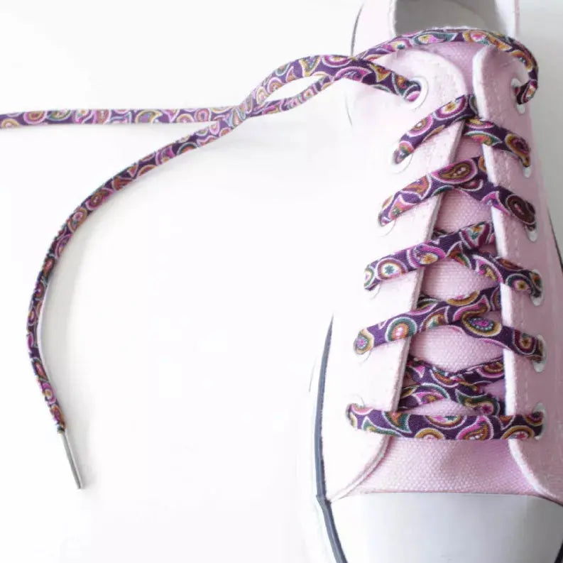 Plum Paisley Shoelaces Cutelaces