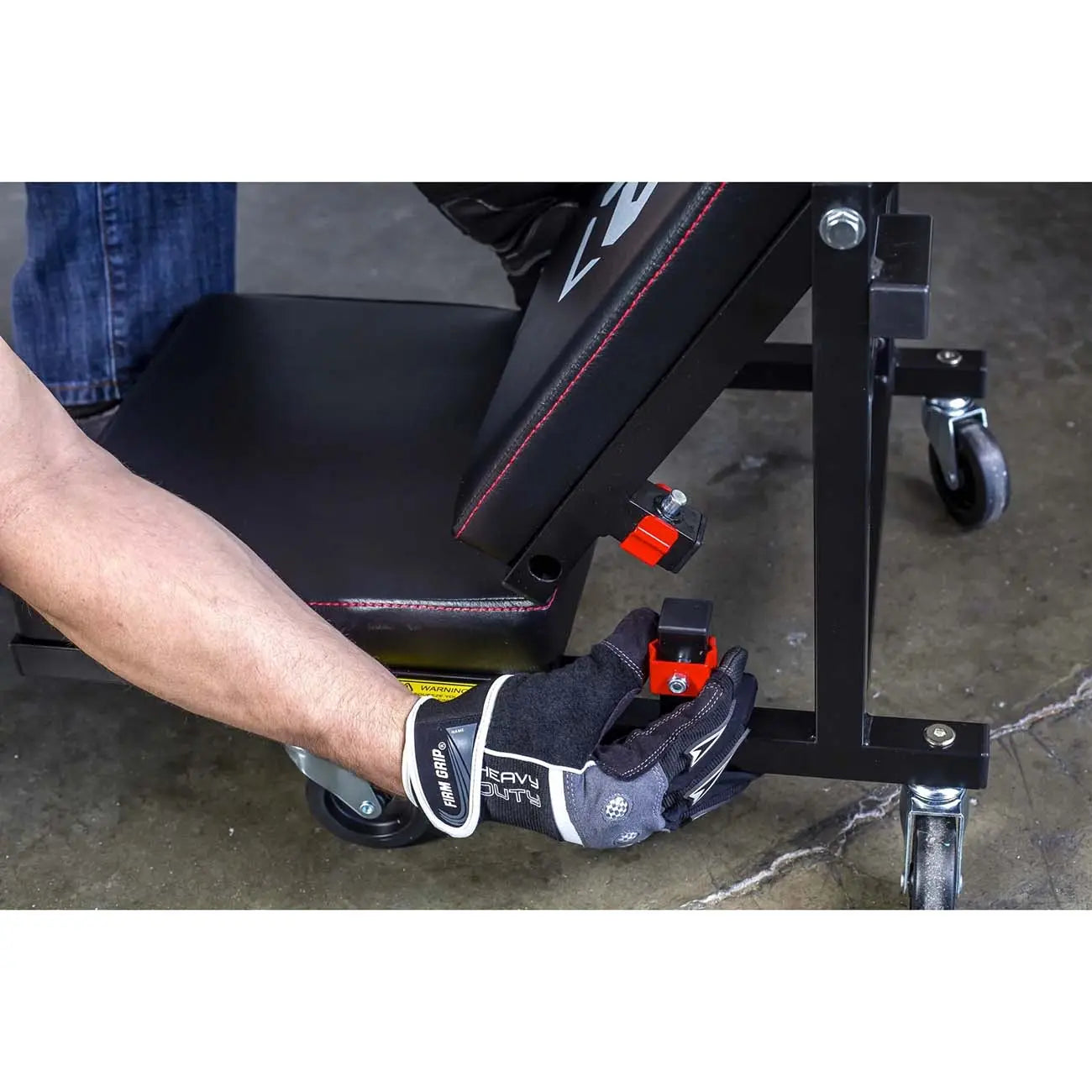 Powerbuilt 2-in-1 Low Creeper Seat Roller Stool POWERBUILT
