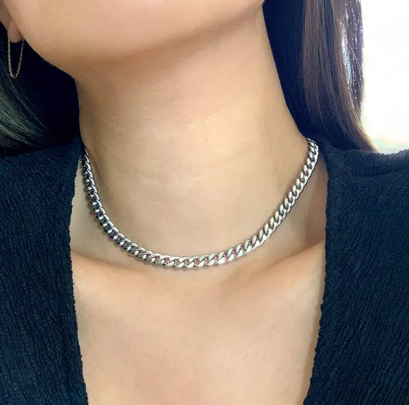 ROSLYN SILVER CURB CHAIN NECKLACE Mai Desiree
