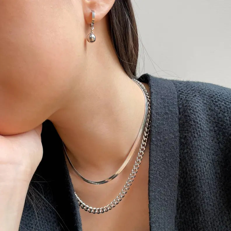 ROSLYN SILVER CURB CHAIN NECKLACE Mai Desiree