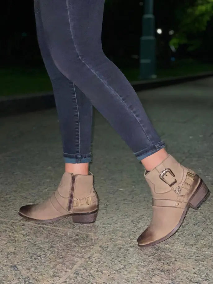 Rachel Cowgirl Boot Oobash