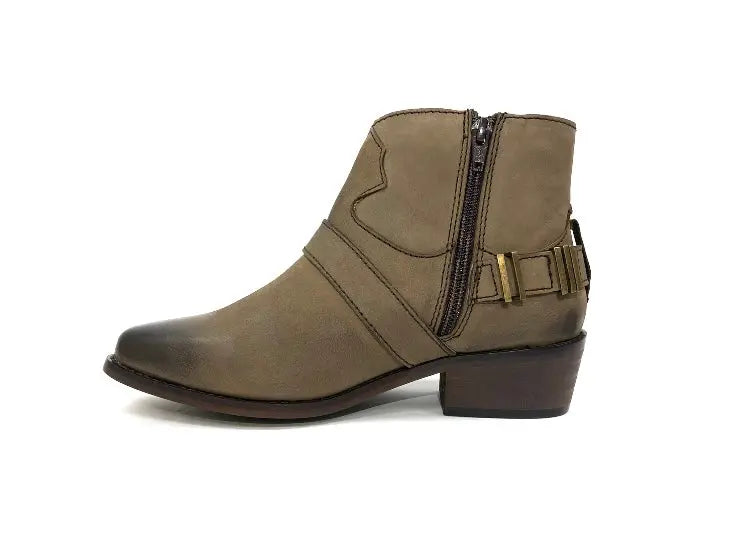 Rachel Cowgirl Boot Oobash