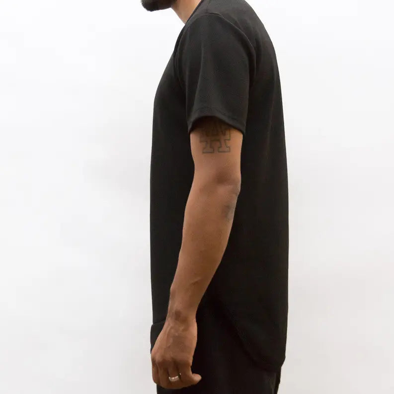 SEAMED SCALLOP TEE- BLACK WEIV