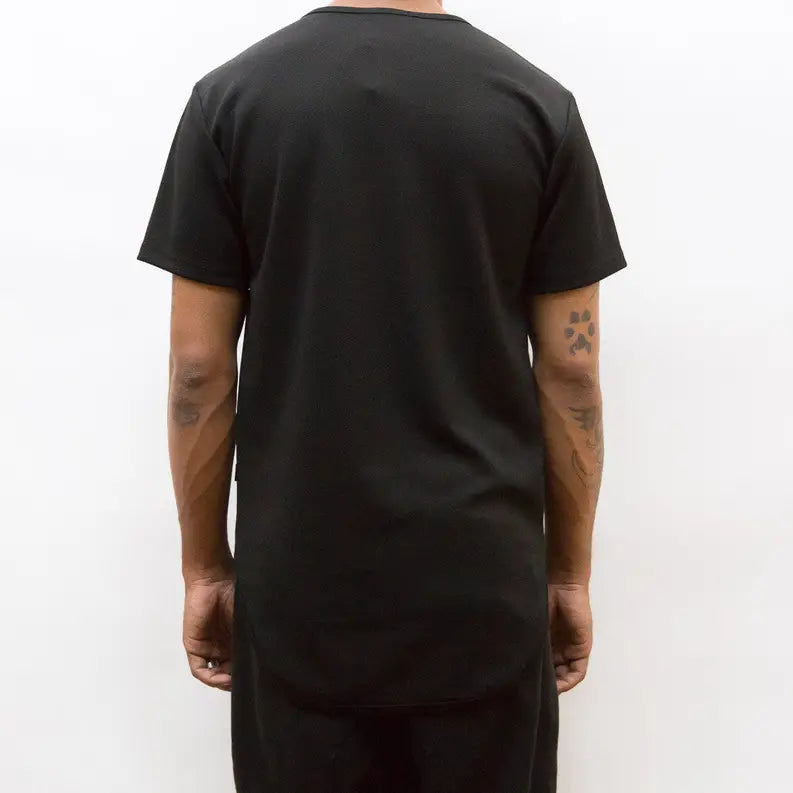 SEAMED SCALLOP TEE- BLACK WEIV