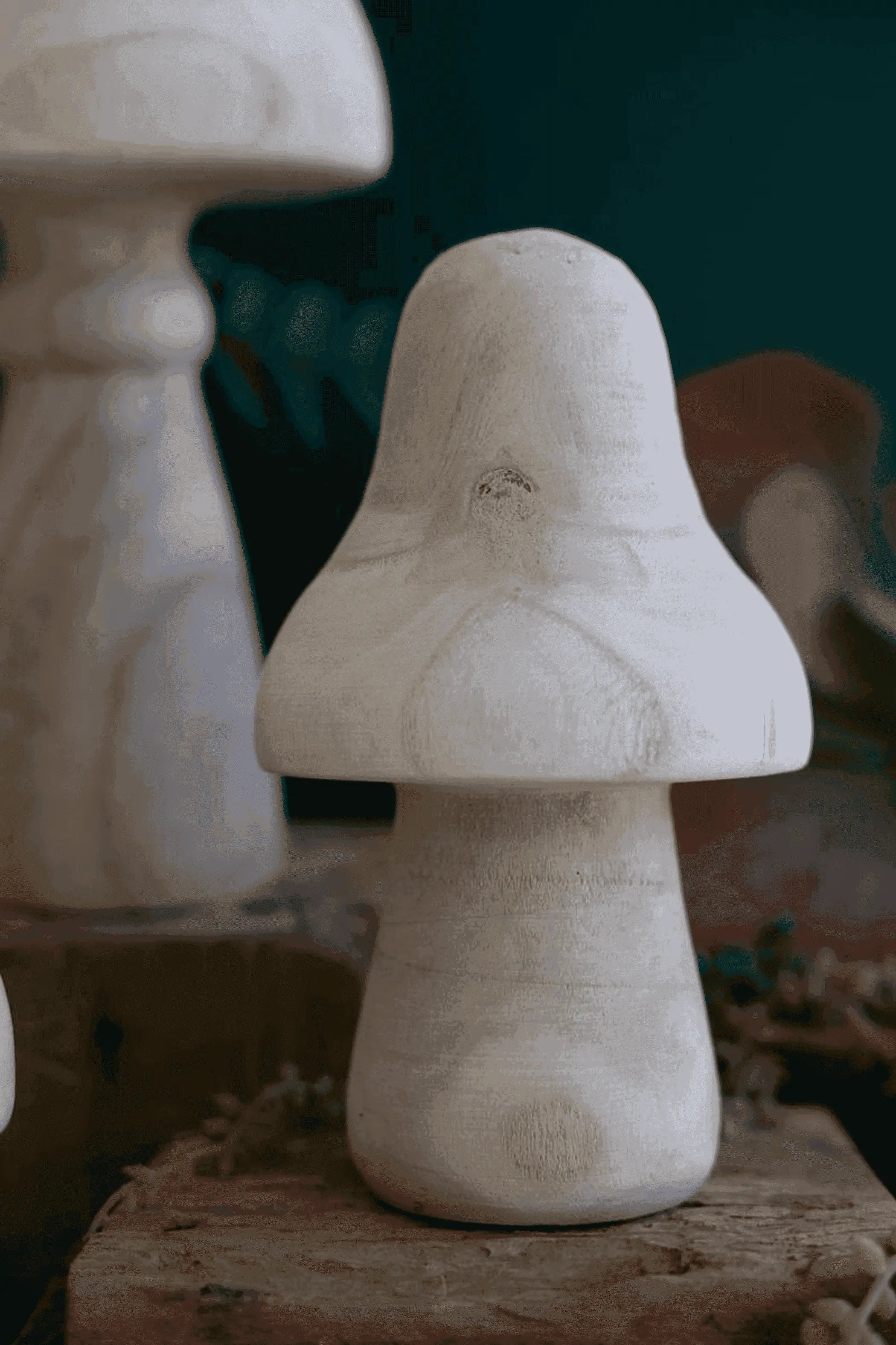 SET OF THREE NATURAL WOODEN MUSHROOMS Kalalou