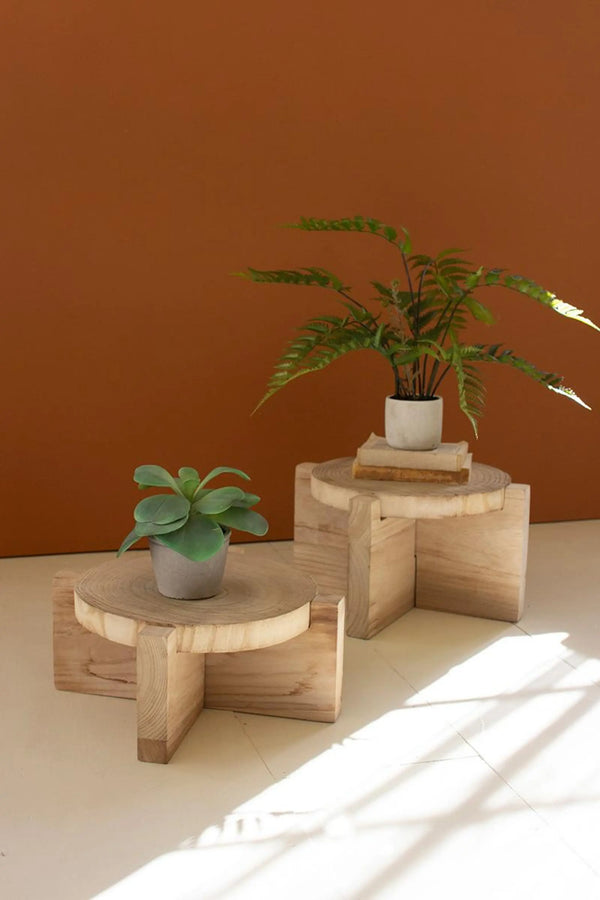 SET OF TWO WOODEN DISPLAY STOOLS Kalalou