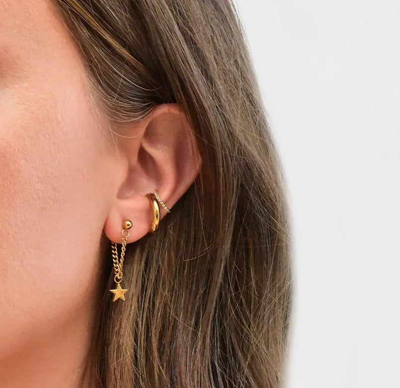 SIA GOLD STAR LOOP CHAIN EARRINGS Mai Desiree