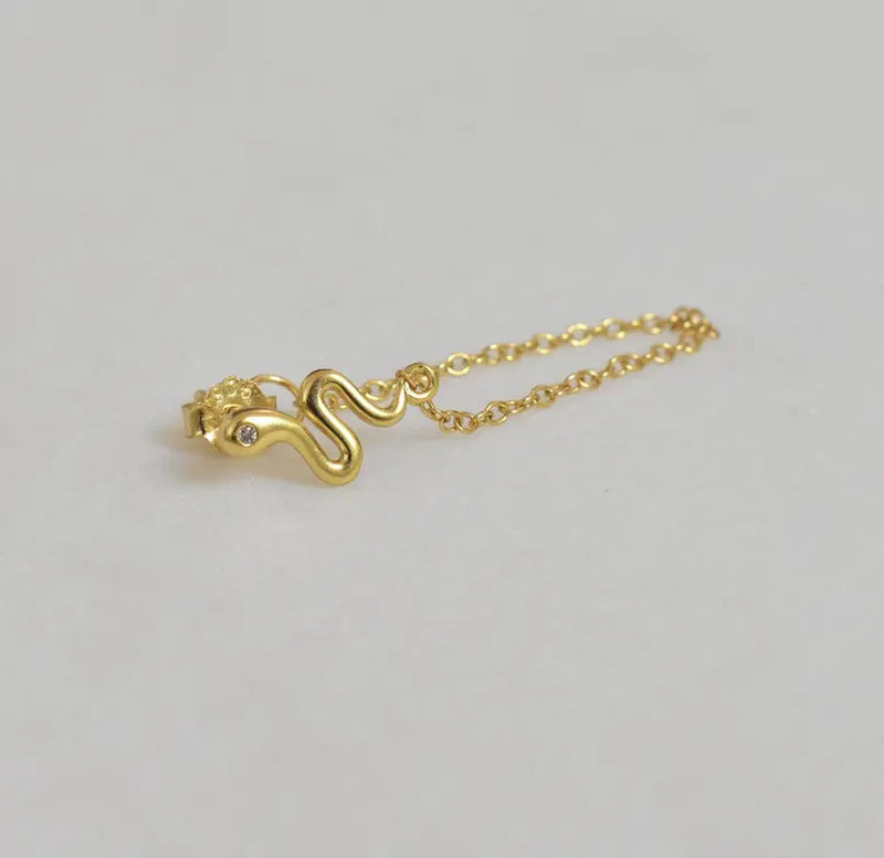 SOLANGE GOLD SNAKE CHAIN EARRING Mai Desiree