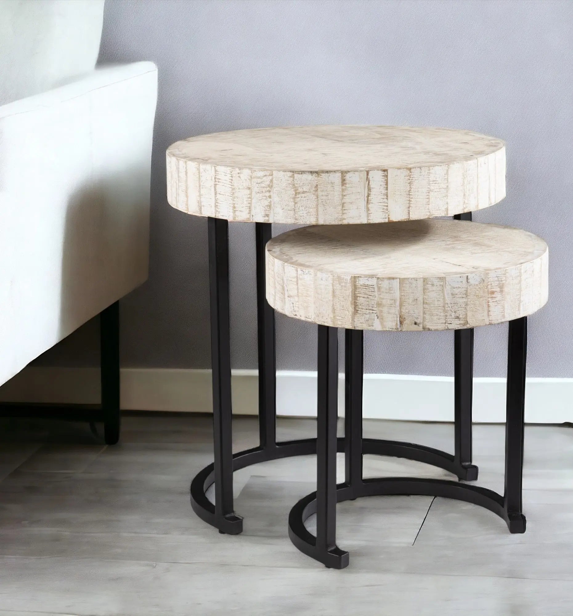 Set Of Two 21" White Solid Wood And Iron Round Nested Tables Homeroots Living Room
