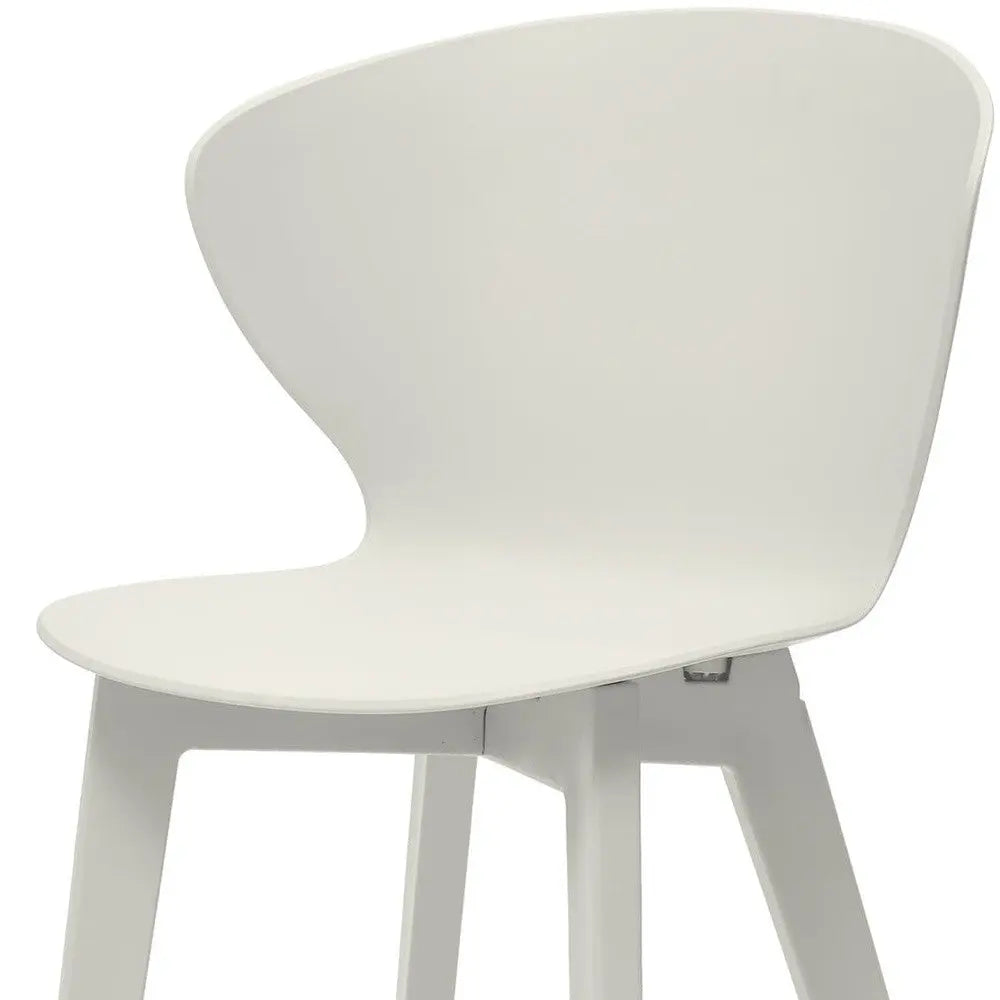Set of Four White Heavy Duty Plastic Dining Side Chairs Homeroots Kitchen & Dining