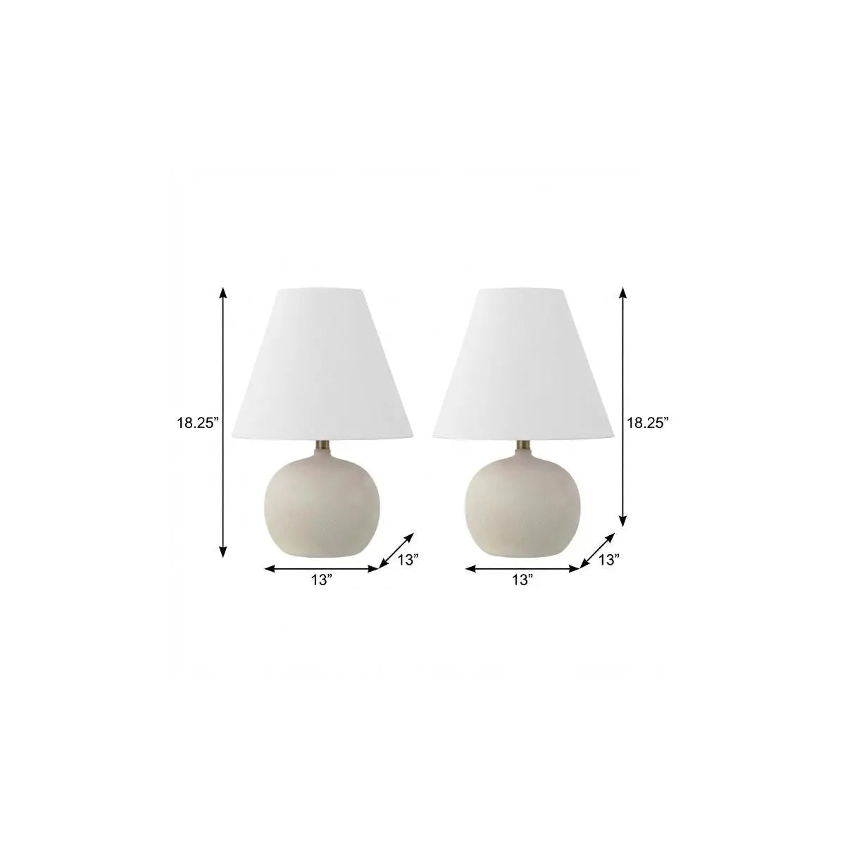 Set of Two 18" Clear Novelty Table Lamps With Cone Shades Homeroots Lighting