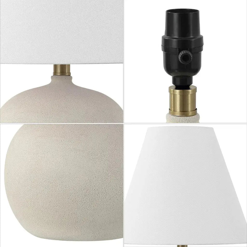 Set of Two 18" Clear Novelty Table Lamps With Cone Shades Homeroots Lighting