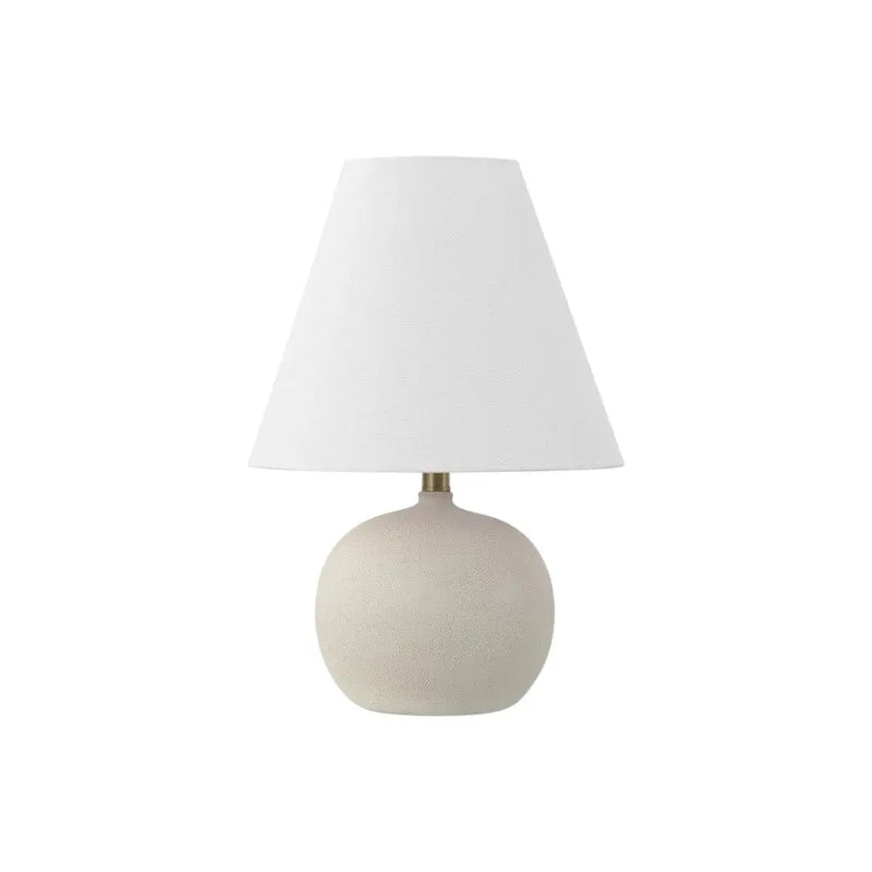 Set of Two 18" Clear Novelty Table Lamps With Cone Shades Homeroots Lighting