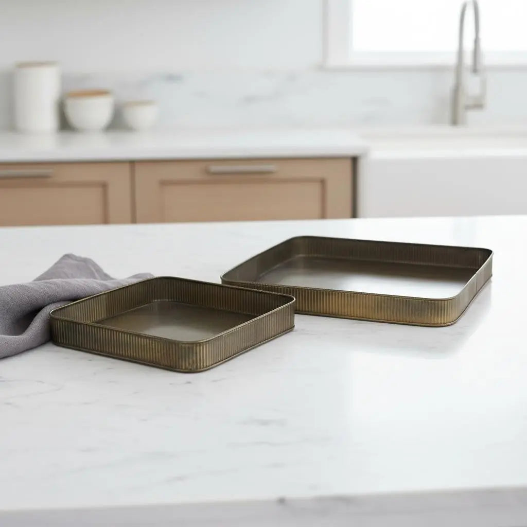 Set of Two Antiqued Brass Metal Handmade Serving Tray Homeroots Kitchen & Dining