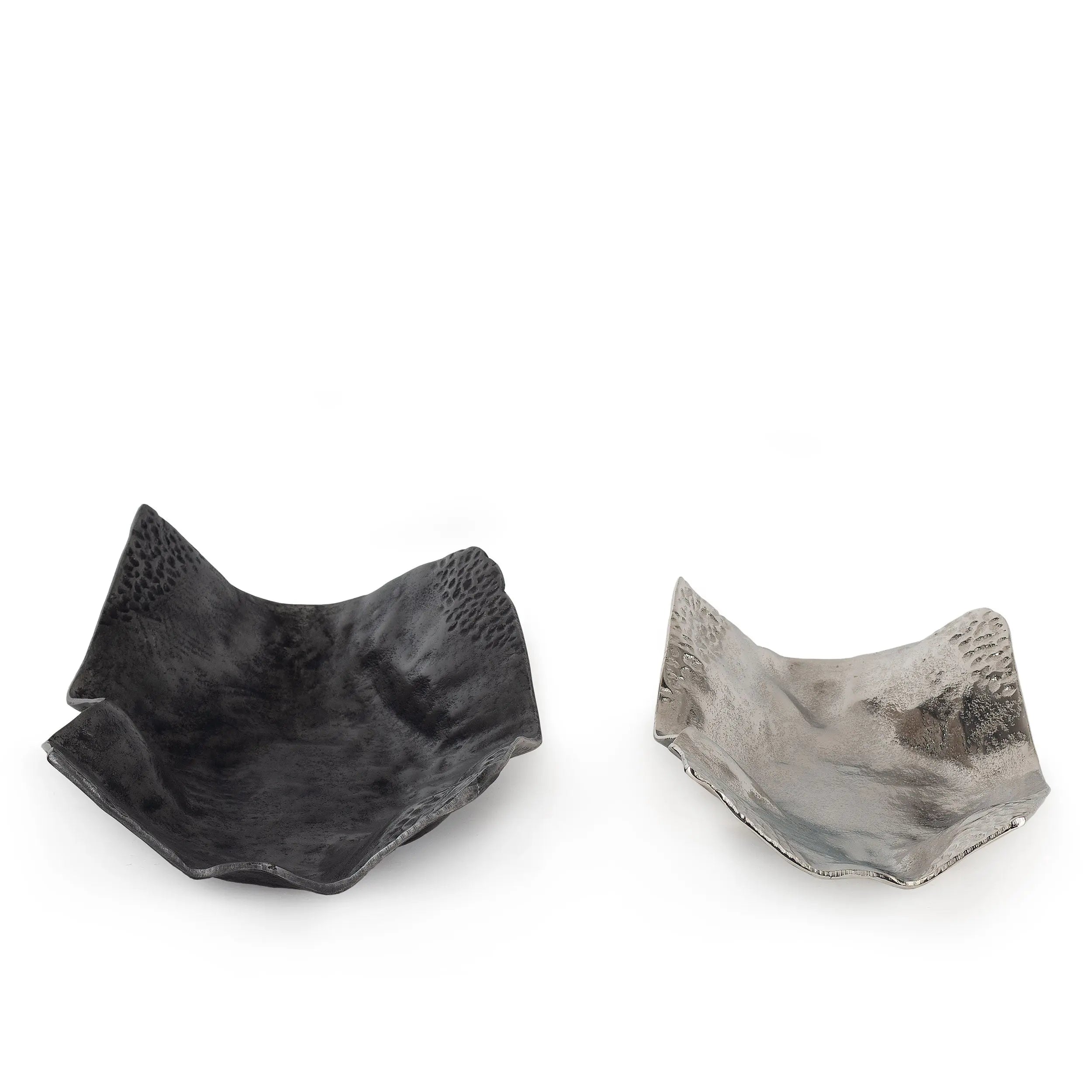Set of Two Black And Silver Aluminum Abstract Vanity Trays Homeroots Kitchen & Dining