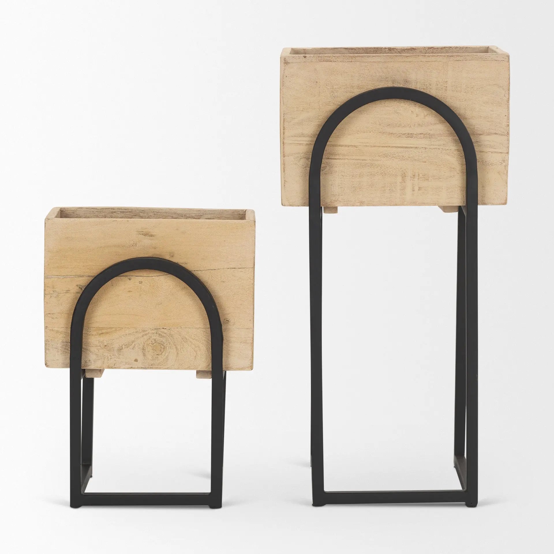 Set of Two Black Metal 1 Ounce Rectangular Urn Planters Homeroots Home Decor