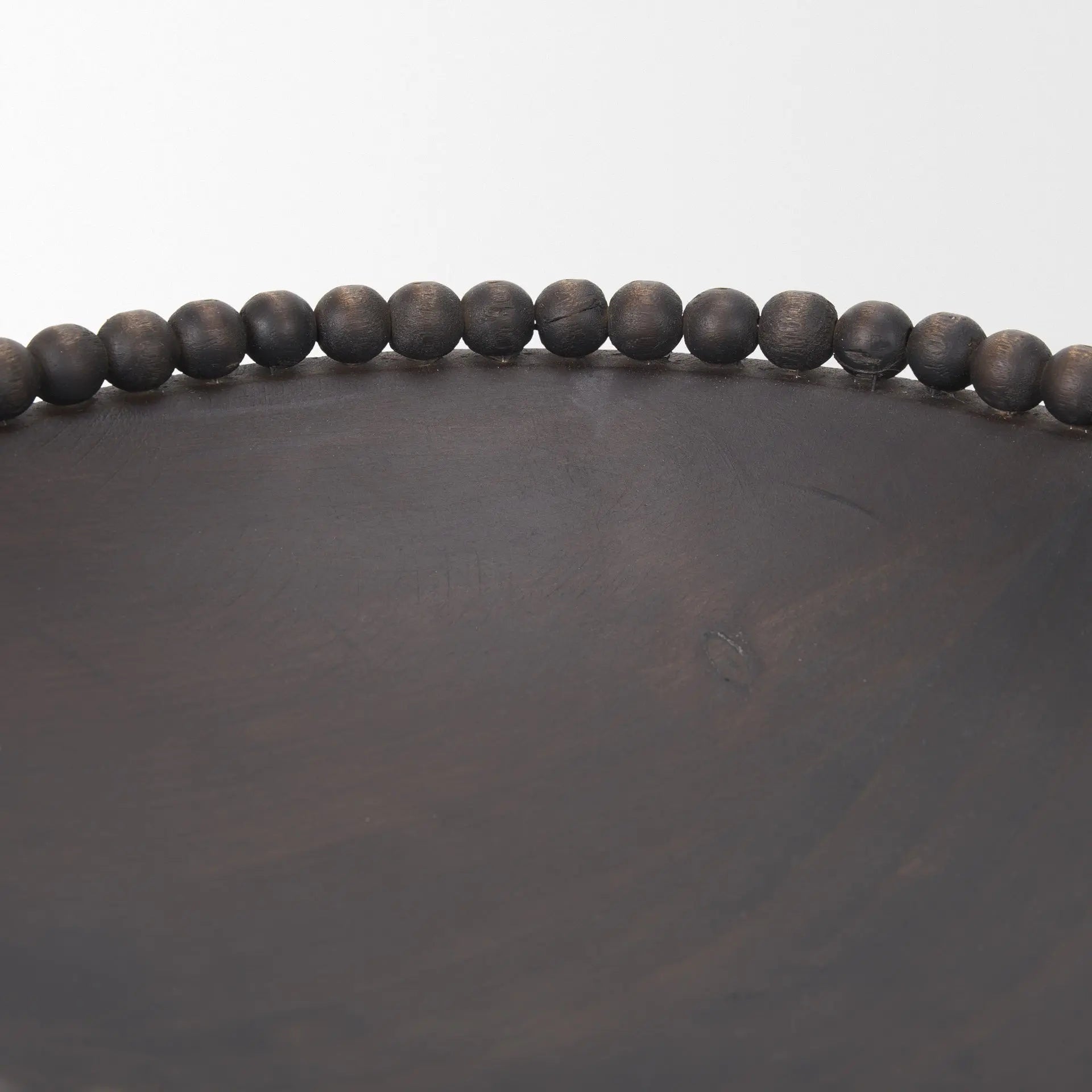 Set of Two Black Solid Wood Beaded Edge Round Centerpiece Bowls Homeroots Kitchen & Dining