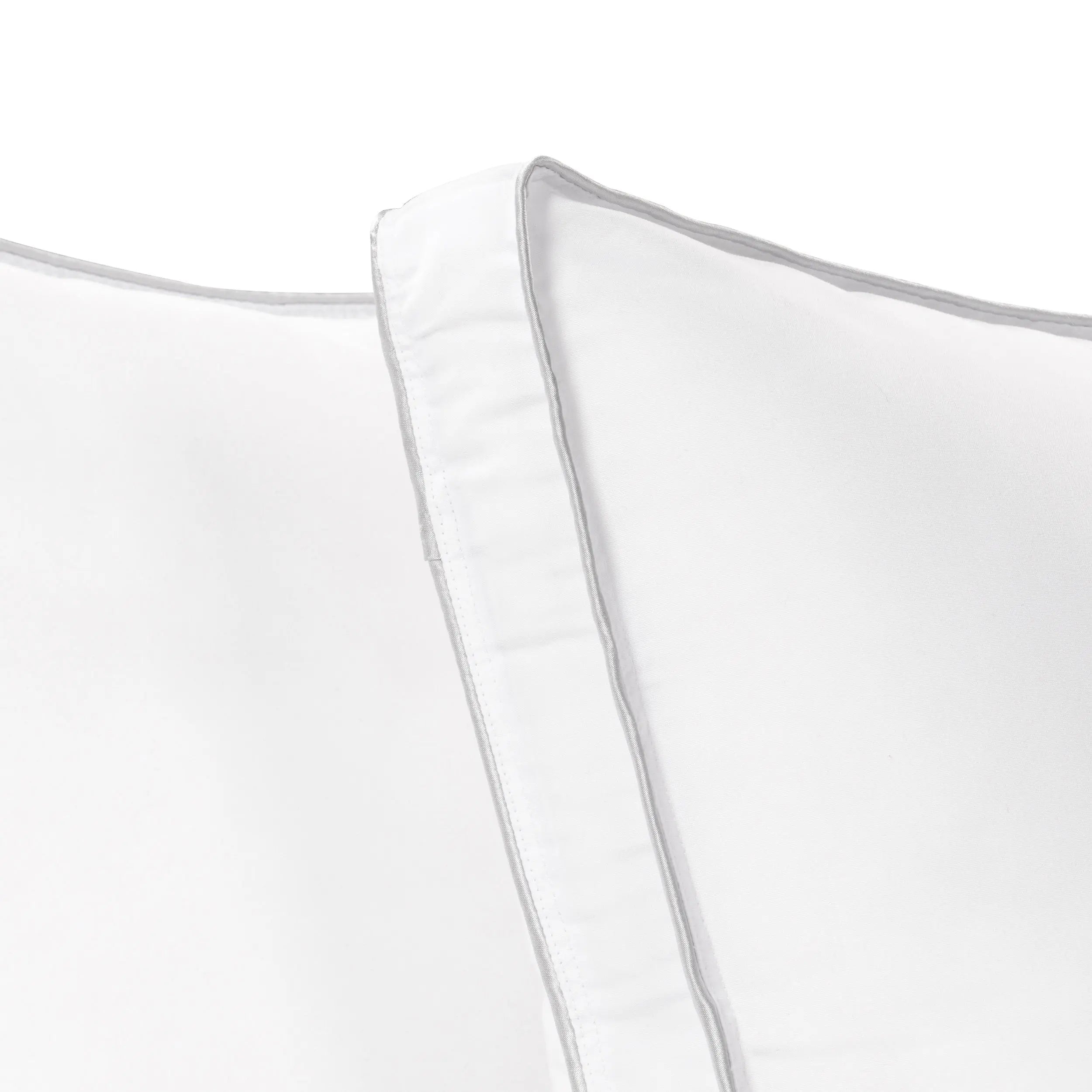 Set of Two Microfiber Down Alternative Medium Hypoallergenic Queen Size Bed Pillows Homeroots Bed & Bath