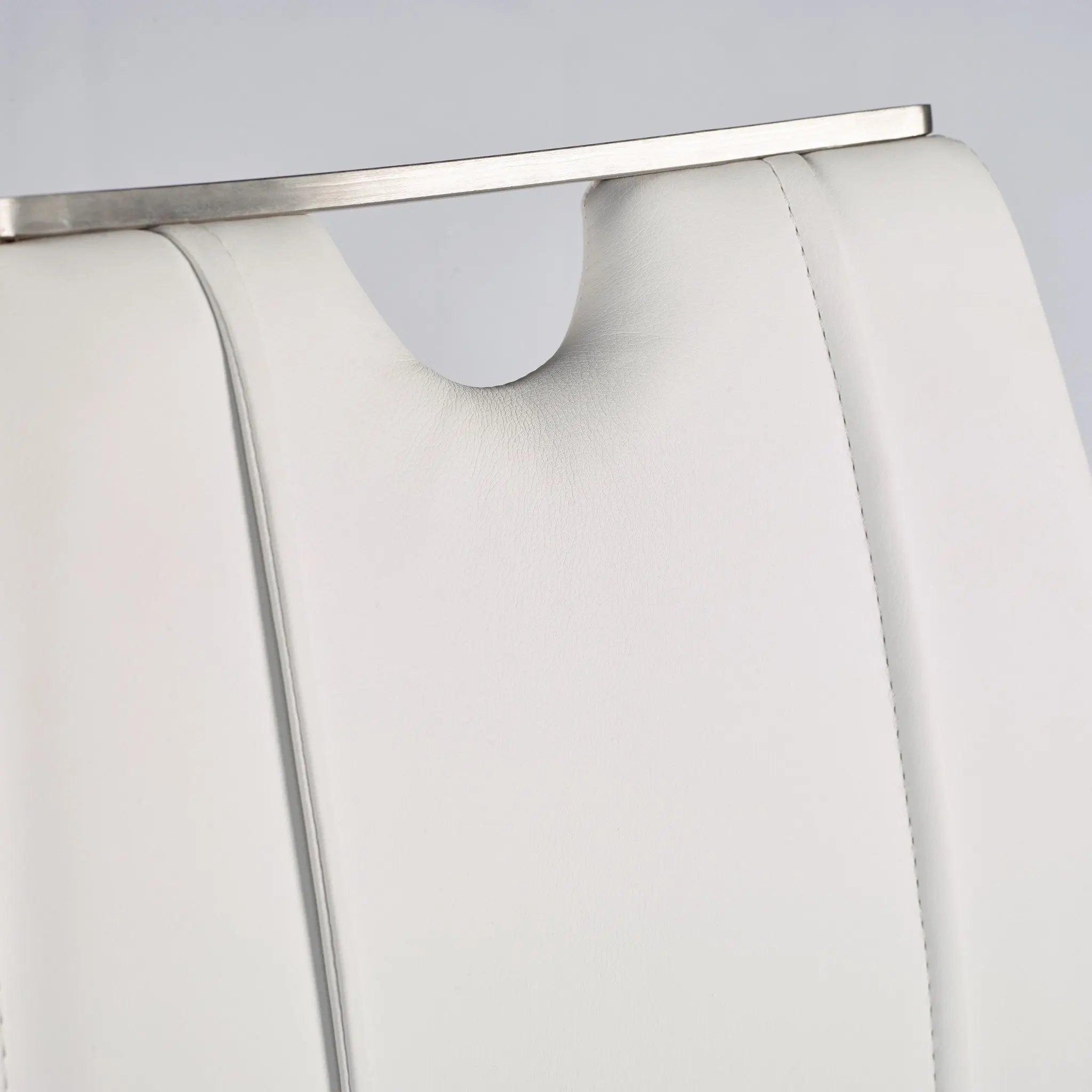 Set of Two White and Silver Upholstered Leather Dining Side Chairs Homeroots Kitchen & Dining